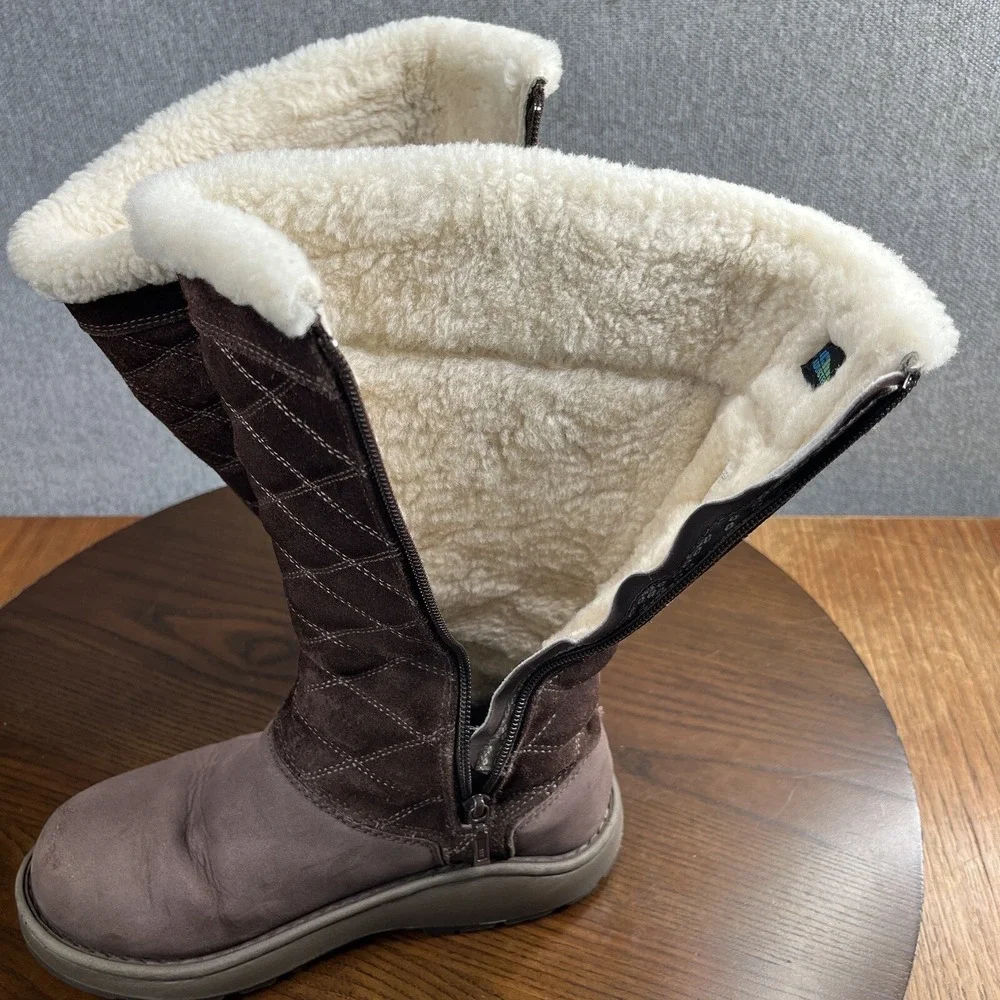 Chaco Arbora Boots Women's‎ 6 Brown Leather Quilted Shearling Waterproof Winter